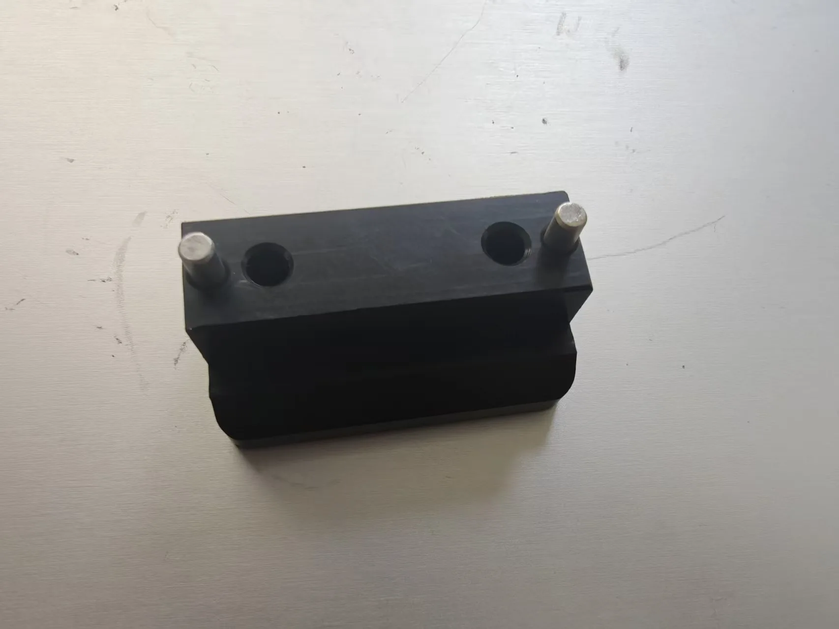 Alignment pin